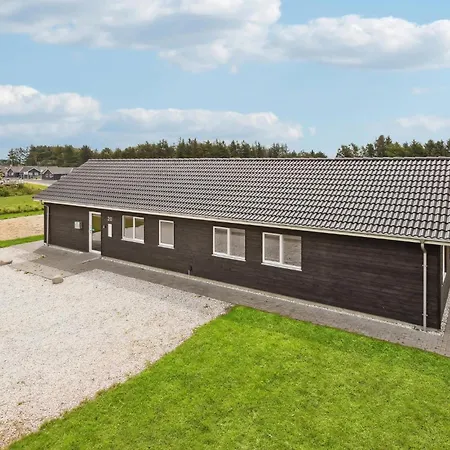 Stunning In With Sauna Spottrup